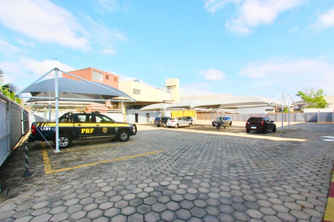 Prisma Plaza Hotel Taubate Bagian luar foto